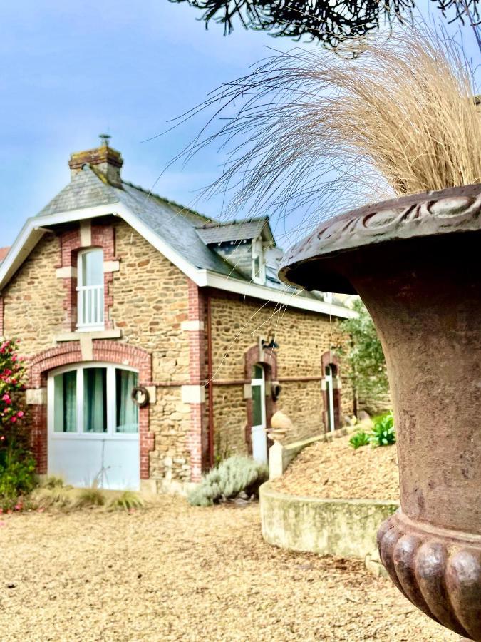 Ker Longitude Villa Dinan Exterior photo