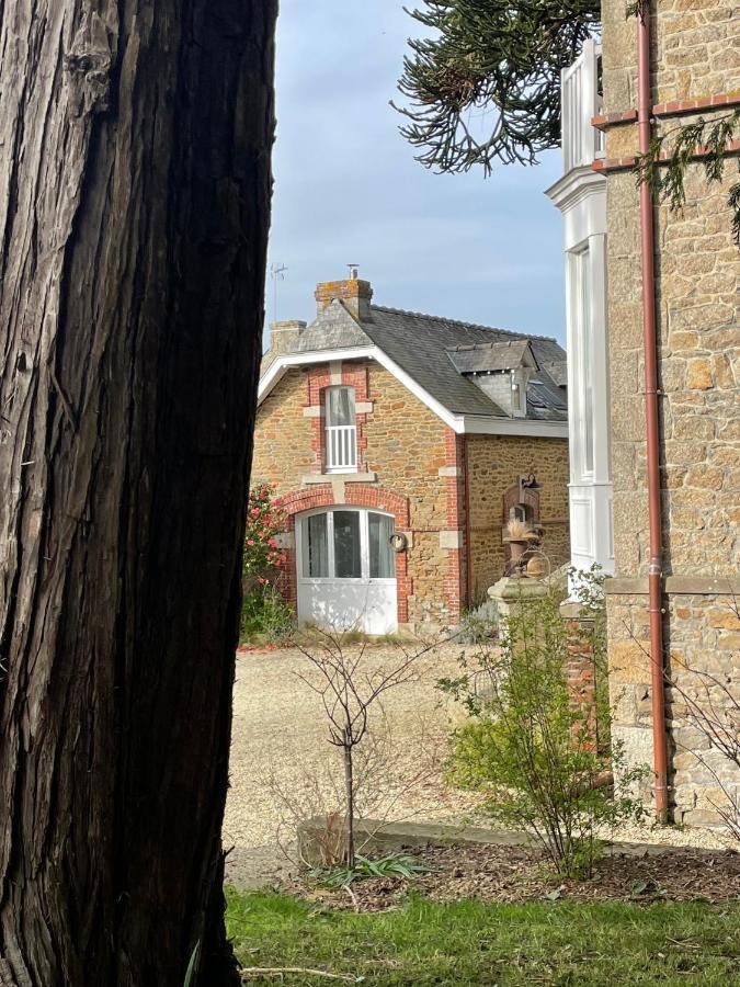 Ker Longitude Villa Dinan Exterior photo